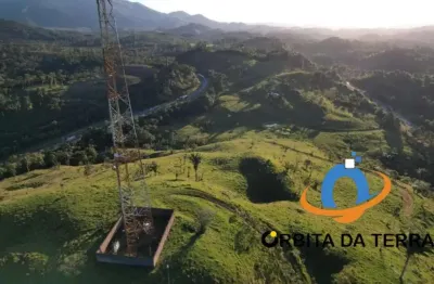 Sítio à venda em Campina Grande do Sul-PR: 2,00 alqueires de área no bairro!