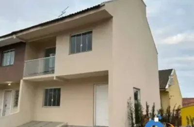 Triplex com 136 metros quadrados de area util coberta. 3 Quartos, 4 banheiros (2 lavabos e dois banheiros para os quartos) Jardim de Inverno coberto c