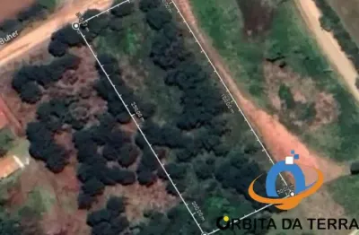 Maravilhoso Terreno de 4.235m2 esperando por você!  Com um documento de posse em mãos, este terreno é a oportunidade perfeita para você conquistar o s