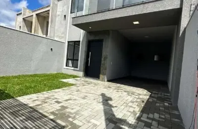 Sobrado de Alto Padrão em Araucária - Bairro Iguaçu ? 123m² de árias construída ?? ?  3 quartos sendo um uma suíte com espaço para closet; ?  Churr