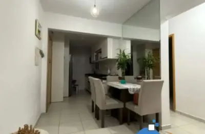 Apartamento à venda no bairro Cruzeiro, São José dos Pinhais-PR: 3 quartos, 1 sala, 1 banheiro, 1 vaga de garagem!