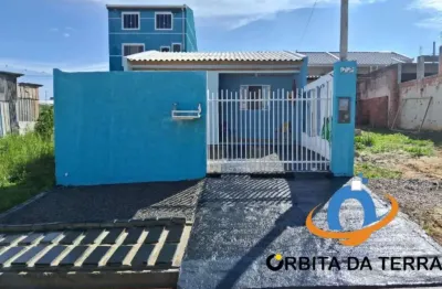 Excelente Oportunidade: Casa à Venda em Fazenda Rio Grande-PR, Bairro Estados - 2 Quartos, 1 Sala, 1 Banheiro, 1 Vaga, 52m²!