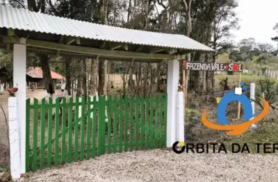 Chácara à venda em Agudos do Sul-PR, bairro Taquaralisa: 3 quartos, 1 sala, 1 banheiro, 4.000 m² de área.