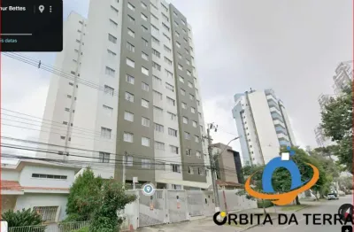 Apartamento área nobre do Portão. excelente localização do bairro Portão.  3 quartos, 2 banheiros, lavanderia, cozinha, aquecimento
