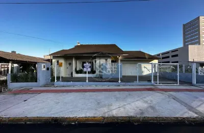 Casa com 3 quartos à venda na Rua Prefeito Afonso Guizzo, 22, Centro, Araranguá