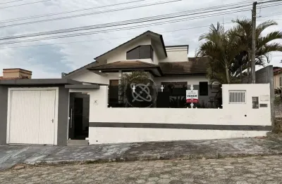 Casa com 2 quartos à venda na Rua Bertolino Soares de Araújo, 128, Coloninha, Araranguá