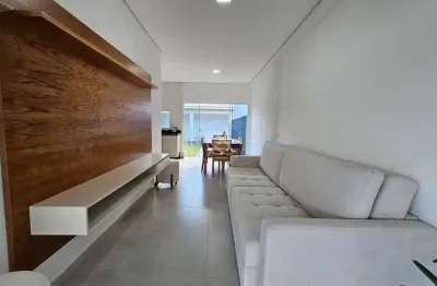 Casa com 4 quartos à venda na Rua Enfermeira Sandra Helena da Silva, 145, Jardim das Avenidas, Araranguá