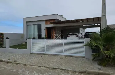 Casa alto padrão no golfinho em balneário arroio do silva/sc
