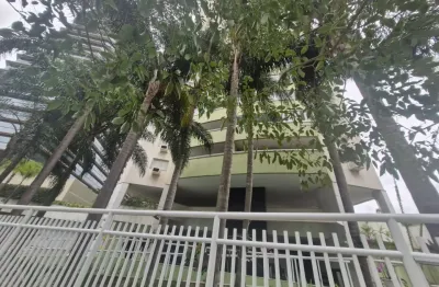 Barra bonita excelente apartamento condomínio varandas ,  andar alto vista livre