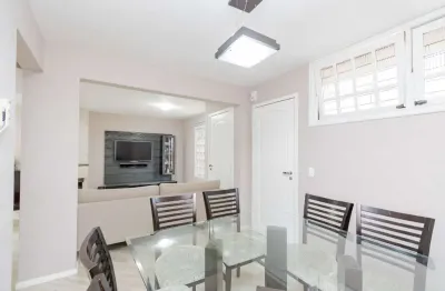 Sobrado com 3 dormitórios em condomínio 157 m² por r$ 749.700 - guabirotuba - curitiba/pr