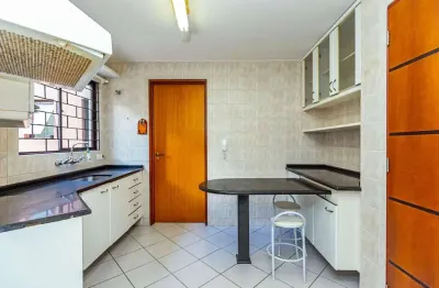 Apartamento garden com 4 dormitórios para alugar, 207 m² por r$ 3.500/mês - bigorrilho - curitiba/pr