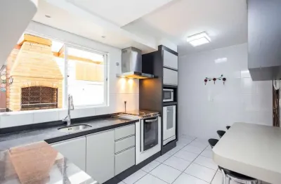 Sobrado com 3 dormitórios à venda, por r$ 950.000 - novo mundo - curitiba/pr