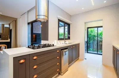 Sobrado com 3 suítes à venda,  por R$ 1.700.000 - Juvevê - Curitiba/PR