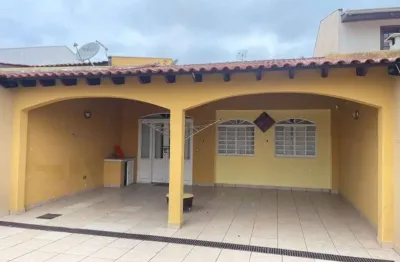 Casa com 4 quartos à venda na rua lauro tavares rodrigues, 516, xaxim, curitiba, 180 m2 por r$ 550.000