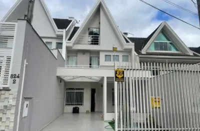 Casa com 3 quartos para alugar na rua ivo ferro, 824, uberaba, curitiba, 240 m2 por r$ 5.010