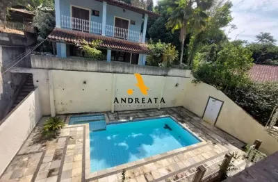 Casa com 3 quartos à venda na pau da fome, 84, jacarepaguá, rio de janeiro por r$ 900.000