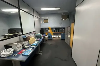 Ponto comercial à venda na avenida das américas, 7907, barra da tijuca, rio de janeiro por r$ 1.690.000