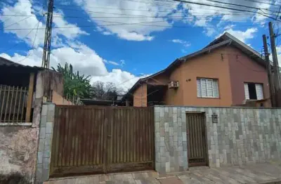 Exclusividade! casa com 2 dormitórios e quintal amplo, vila bela, bauru/sp