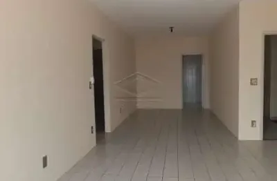 Amplo apartamento com 03 dormitórios na avenida duque de caxias