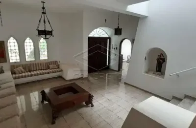 Casa com 4 quartos para alugar no Centro, Jaú 