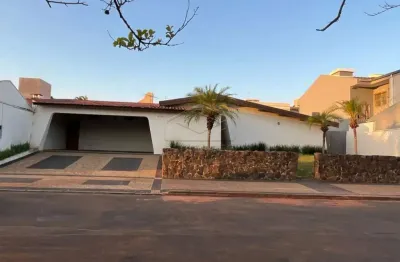 Casa com 4 quartos para alugar no Jardim América, Bauru 