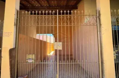 Casa com 2 quartos para alugar no Conjunto Habitacional Isaura Pitta Garms, Bauru 