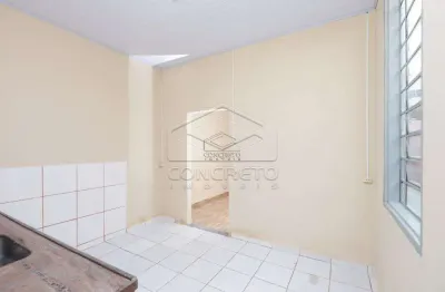 Casa com 2 quartos para alugar no Centro, Bauru 