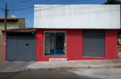 Sobrado com 3 quartos sendo 1 suíte + ponto comercial