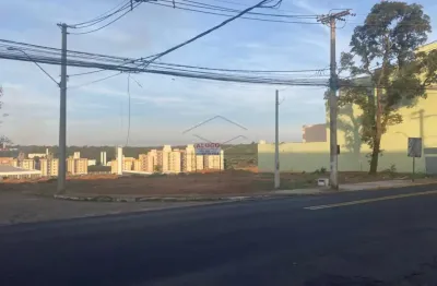 Prédio para alugar na Vila Engler, Bauru 