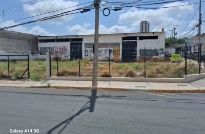 Fazenda para alugar no Parque Paulistano, Bauru 