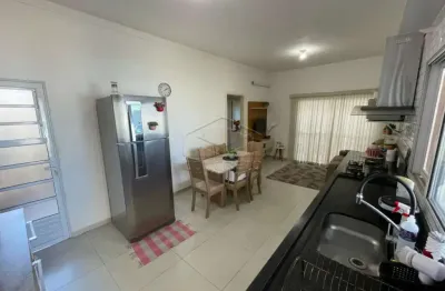 Casa bairro parque júlio nobrega com espaço para ampliação de cômodos.