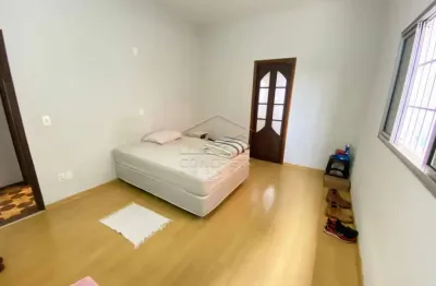 Casa com 4 quartos à venda na Vila Irerê, Lençóis Paulista 