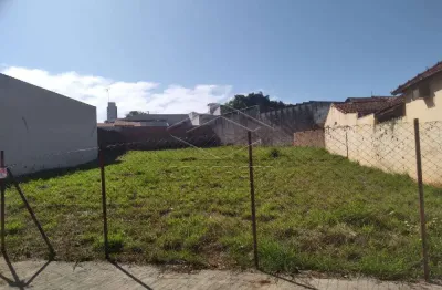 Casa à venda na Vila Hilst, Jaú 