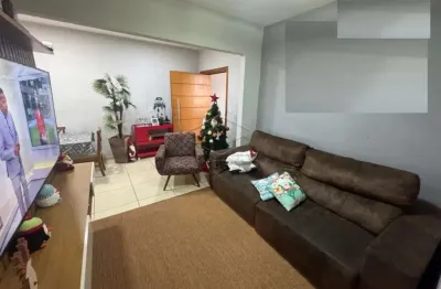 Casa com 2 quartos à venda no Jardim Itatiaia, Jaú 