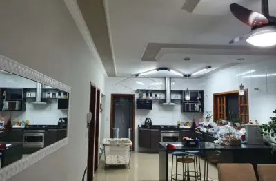 Casa com 3 quartos à venda no Condomínio Flamboyant, Jaú 