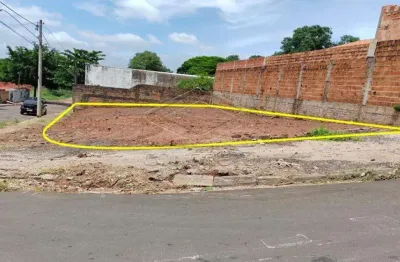 Casa à venda no Parque Jardim Europa, Bauru 