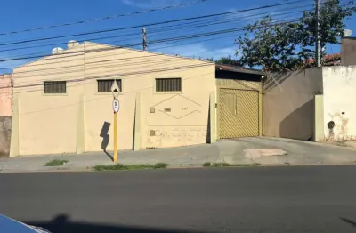 Casa com 3 quartos à venda na Vila Souto, Bauru 