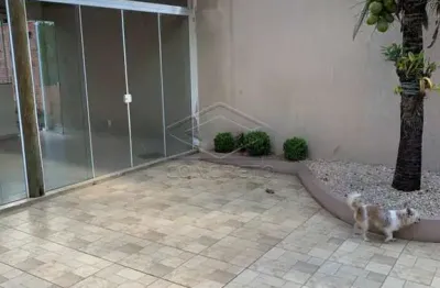 Casa com 2 quartos à venda no Jardim Santa Candida, Agudos 