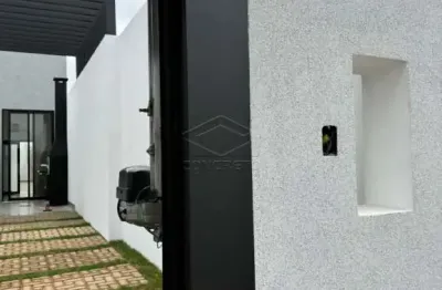 Casa nova - 3 dormitórios -fino acabamento- próxima a comendador