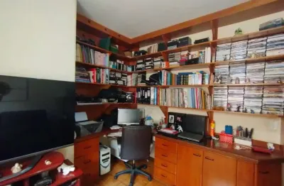 Casa com 3 quartos à venda na Vila Cardia, Bauru 