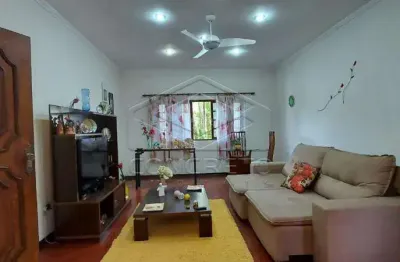 Casa com 3 quartos à venda no Jardim Bela Vista, Bauru 