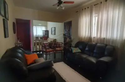 Casa com 4 quartos à venda no Jardim Marcia, Agudos 