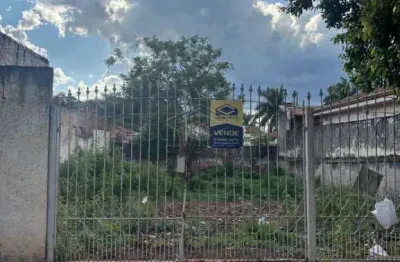 Casa à venda na Vila Coralina, Bauru 