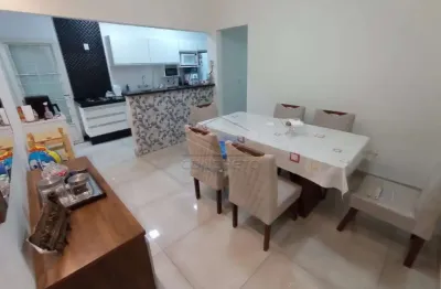 Casa com 2 quartos à venda no Jardim Dona Emília, Jaú 