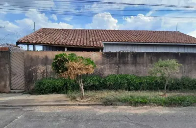 Casa à venda no Parque Santa Edwiges, Bauru 