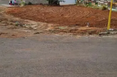 Casa à venda no Tangarás, Bauru 