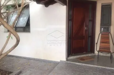 Casa com 3 quartos à venda no Jardim Village, Lençóis Paulista 