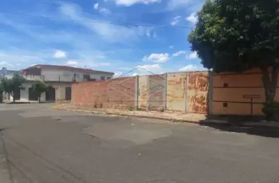 Prédio à venda no Parque São João, Bauru 