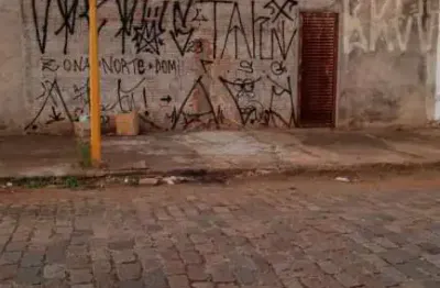 Casa à venda no Jardim Godoy, Bauru 