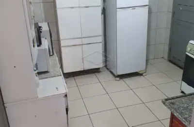 Vende-se casa em terreno amplo na vila industrial prox.estádio do noroeste